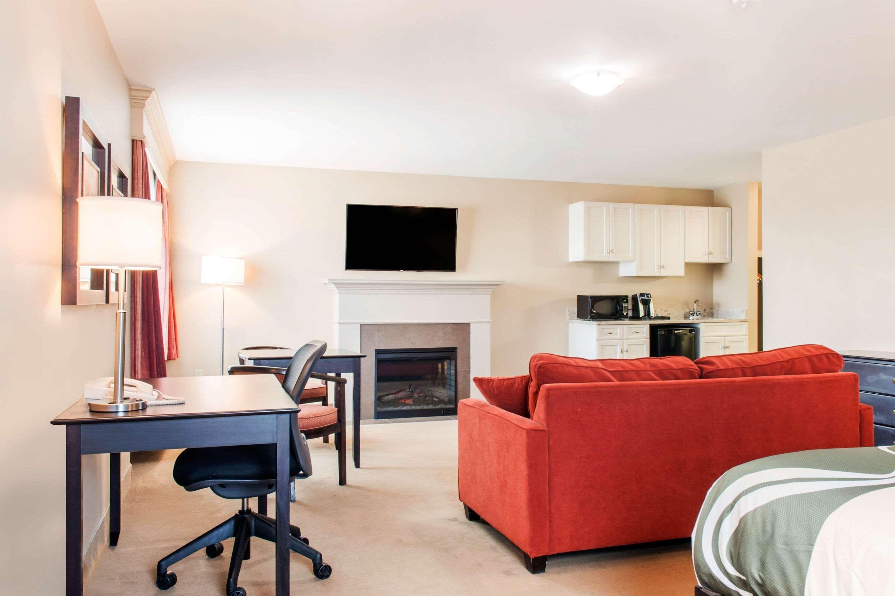 Quality Inn & Suites Quispamsis Rothesay Luaran gambar