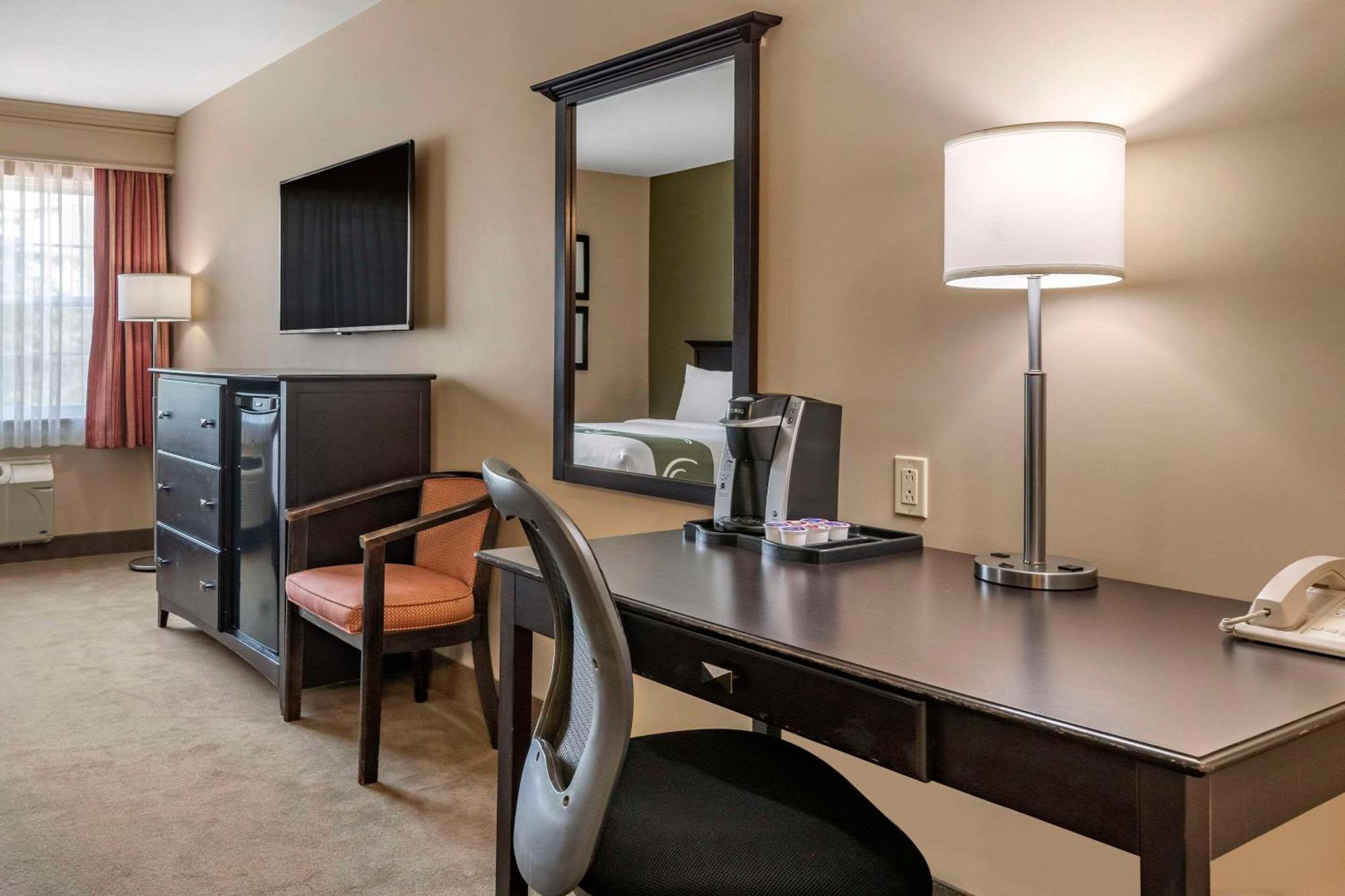 Quality Inn & Suites Quispamsis Rothesay Luaran gambar