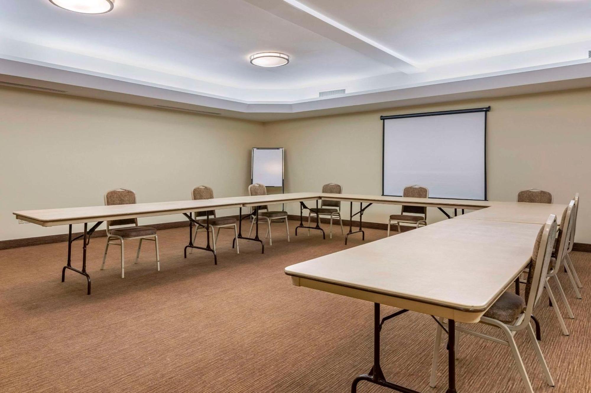 Quality Inn & Suites Quispamsis Rothesay Luaran gambar