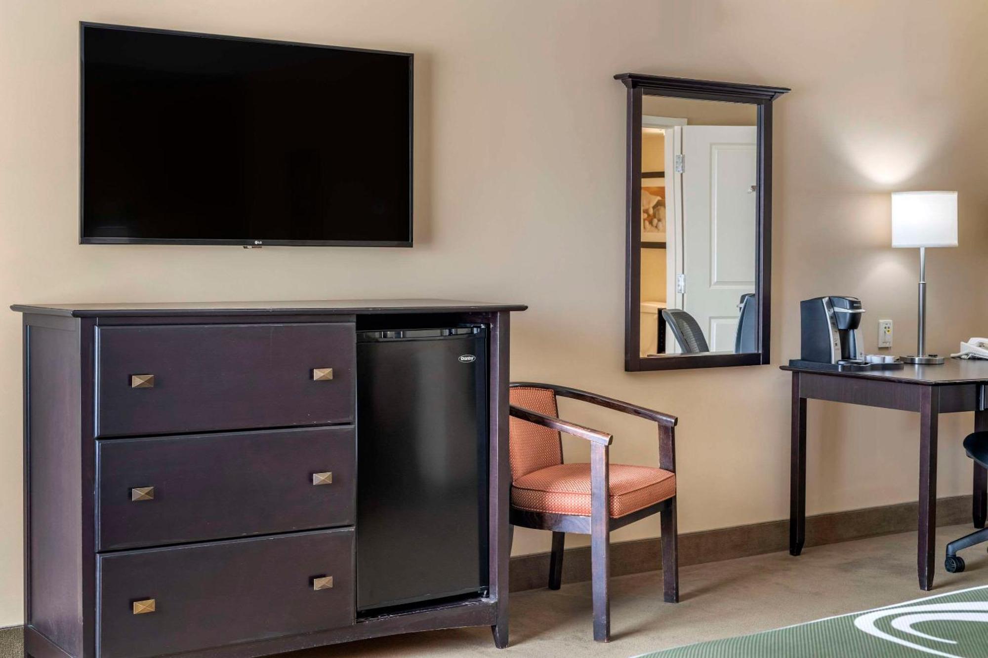 Quality Inn & Suites Quispamsis Rothesay Luaran gambar