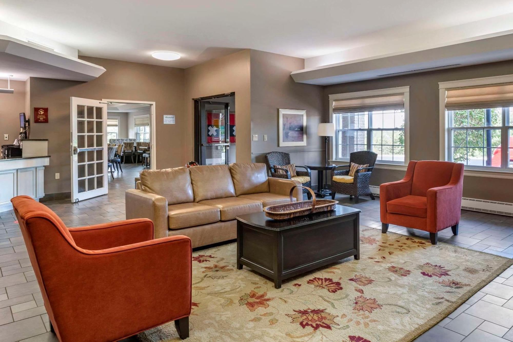 Quality Inn & Suites Quispamsis Rothesay Luaran gambar
