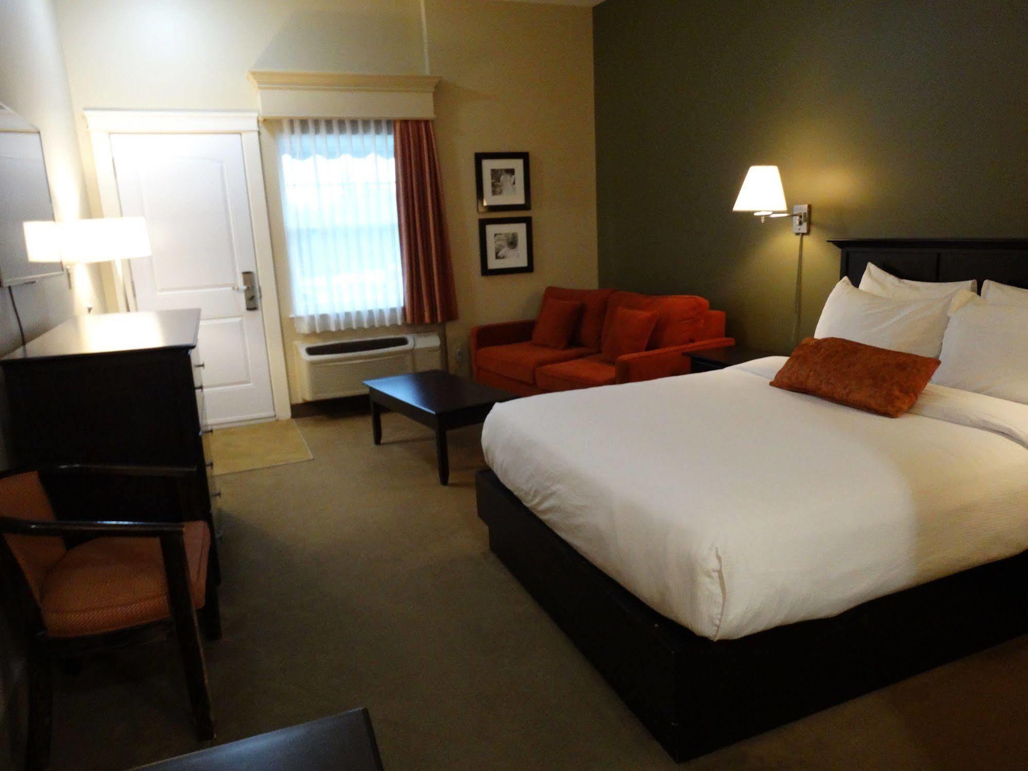 Quality Inn & Suites Quispamsis Rothesay Luaran gambar
